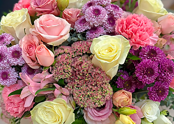 Kern's Florist and Greenhouse Kern's Florist and Greenhouse - Akron, OH Florists - Flower Image