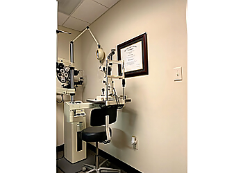 Fayetteville Pediatric Optometrists Kerry Reeves, OD - ADVANCED EYE CARE