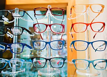 Seattle Pediatric Optometrists Keshia Casimir, O.D - CLEARVIEW EYE & LASER