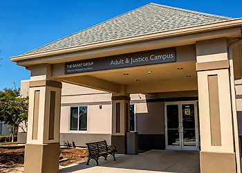 Kevin Ferguson, MD - Chattanooga, TN Psychiatrists - Clinic Exterior Image