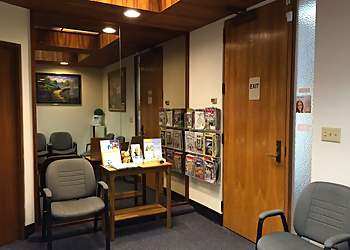 Honolulu Cosmetic Dentists Kevin Sugiki, DDS