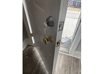 Newport Beach Locksmiths KeyMe Locksmiths