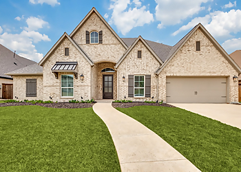 Irving Real Estate Agents Kimberly Macye - EBBY HALLIDAY