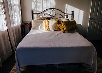 Los Angeles Midwives Kindred Space