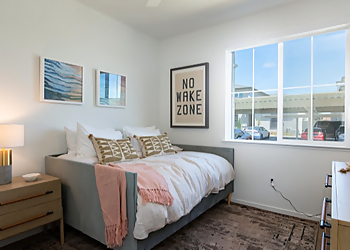 Kinsley Yard Luxury Apartments - Modesto, CA Apartments For Rent - Hotel Lobby Image