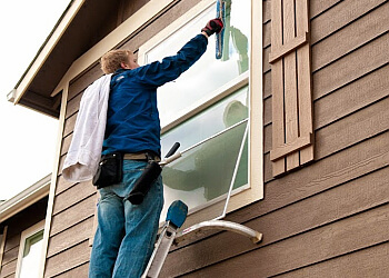Klean Kata Window Cleaning LLC - Spokane, WA Window Cleaners - Team Working Image