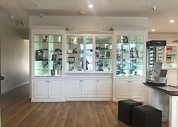 Pasadena Pediatric Optometrists Kosol Vipapan, O.D. - EYE PLACE OPTOMETRY