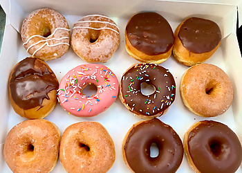 Krispy Kreme Knoxville Knoxville Donut Shops image 1