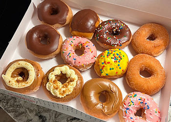 3 Best Donut Shops in Omaha, NE - ThreeBestRated