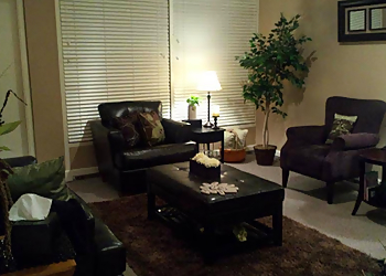 Kristine Kirsch, LCPC - KRISTINE KIRSCH COUNSELING & CONSULTING, LLC - Boise City, ID Marriage Counselors - Interior Image