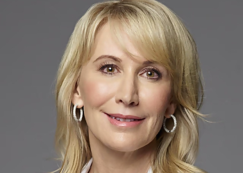 Kristine Romine MD, - BELLESANTE Kristine Romine MD, - Scottsdale, AZ Dermatologists - Doctor Portrait Image