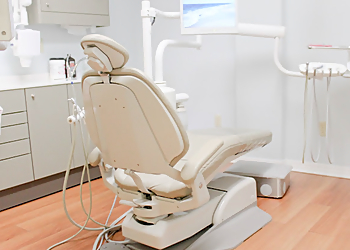 Mobile Cosmetic Dentists Kristopher A. Portacci, DDS