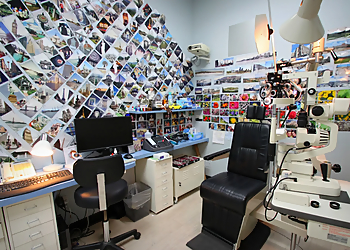 Kurt Kull, OD - VISION WORLD - Coral Springs, FL Pediatric Optometrists - Treatment Room Image
