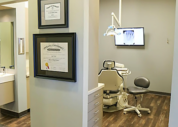 Aurora Cosmetic Dentists Kyle Ricks, DDS - AURORA FAMILY DENTISTRY