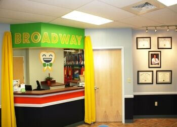 Jackson Kids Dentists LaMonica Davis Taylor, DMD - SMILES ON BROADWAY