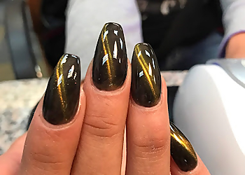 LA Nails - Sioux Falls, SD Nail Salons - Acrylic Nails