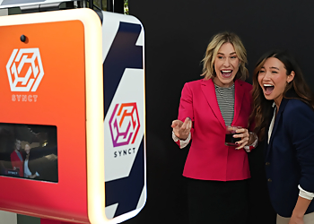 Glendale Photo Booth Companies LA Photo Party