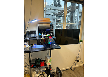 Seattle Cell Phone Repair LML Repair-Same Day Phone & Tablet Repair