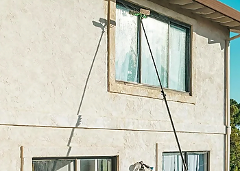 Hayward Window Cleaners LUX Home Services