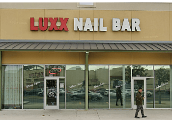 San Antonio Nail Salons LUXX Nail Bar