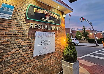 Newark Italian Restaurants La Fiamma