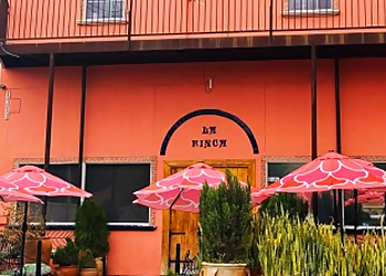 Laredo Cafe La Finca Bruncheria & Cafe