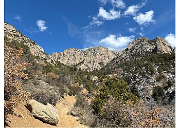 Albuquerque Hiking Trails La Luz Trailhead