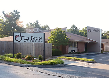 La Petite Academy on Dutchtown Road - Knoxville, TN Preschools - Learning Center Image