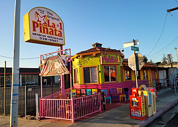 La Pinata - Hayward, CA Mexican Restaurants - Restaurant Exterior Image