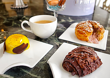 La Pâtisserie Chouquette St Louis Bakeries image 1