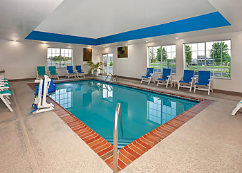 La Quinta Inn & Suites by Wyndham Springfield IL - Springfield, IL Hotels - pool image