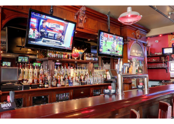 3 Best Sports Bars in Providence, RI - Expert Recommendations