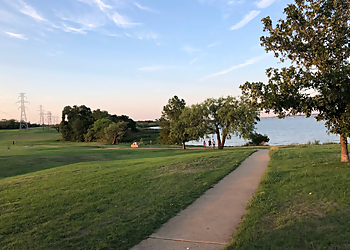 Lake Forest Park trail - Denton, TX Hiking Trails - Trail Image
