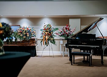 Lubbock Funeral Homes Lake Ridge Chapel & Memorial Designers