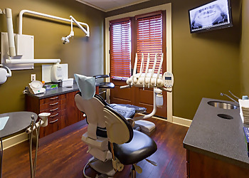 Columbus Cosmetic Dentists Lance Collier, DMD