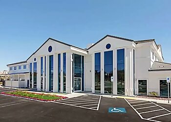 Las Vegas Plastic Surgeon Lane Smith, MD, FAACS, FAOHNS, FABFPRS - SMITH PLASTIC SURGERY