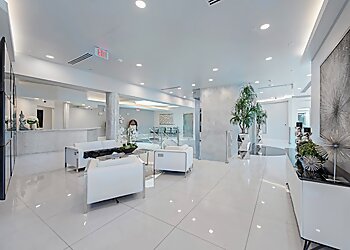 Las Vegas Plastic Surgeon Lane Smith, MD, FAACS, FAOHNS, FABFPRS - SMITH PLASTIC SURGERY