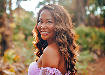 Lani Gonzales - St Petersburg, FL Hypnotherapy - Doctor Portrait Image
