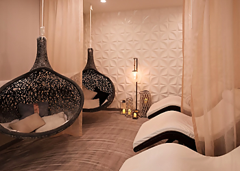 Henderson Spas Lapis & Oak Spa and Salt Lounge