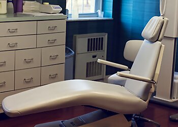 St Louis Orthodontists Larry Levens, DDS, MsD, MScLO - LEVENS ORTHODONTICS