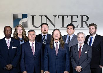 Hampton Personal Injury Lawyers Larry W. Lockwood - HUNTER LAW FIRM