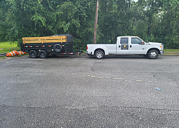 Larry's Hauling and Junk Removal  - Mobile, AL Junk Removal - Truck Image