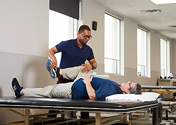 Laura Hoag, PT, OCS, COMT - BAYLOR SCOTT & WHITE INSTITUTE FOR REHABILITATION MESQUITE - Mesquite, TX Physical Therapists - Patient Care Image