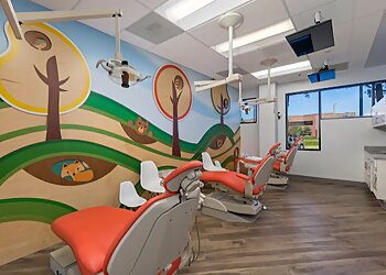 Irvine Kids Dentists Laura McCormack DDS, MSD - GROWING SMILES PEDIATRIC DENTISTRY