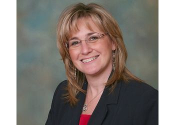 Laura Neustater, MD Laura Neustater, MD