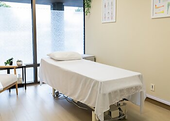 Ventura Physical Therapists Laura PT, DPT, PCES - DYNAMIC FLOW PHYSICAL THERAPY