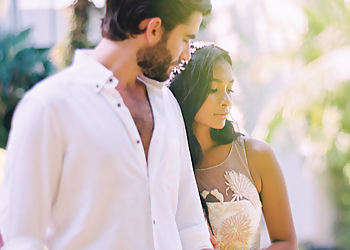 Laura Sponaugle Photography - Houston, TX Wedding Photographers - Professional Portrait Image