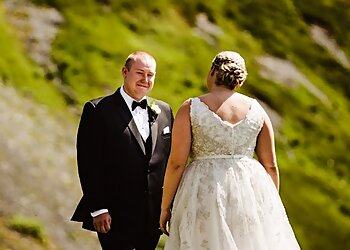 Anchorage Videographers Lauren Roberts