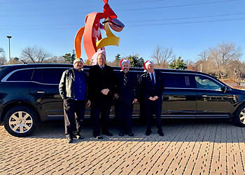 Lavish Limo Service, LLC Rockford Limo Service image 1
