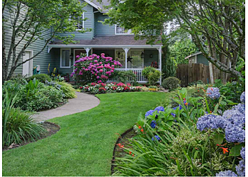 Lawn Love - Kansas City, MO Lawn Care Services - Outdoor Work Image